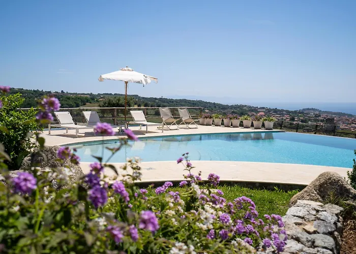 Casa de Férias Casetta Nonna Lina - Charming House With Amazing Seaview And Private Pool *