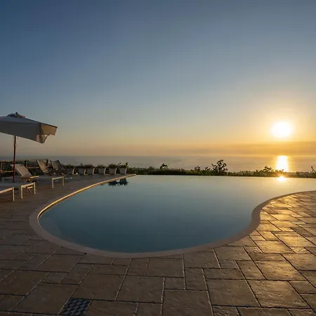 Casetta Nonna Lina - Charming House With Amazing Seaview And Private Pool