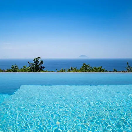 Casetta Nonna Lina - Charming House With Amazing Seaview And Private Pool Feriehus