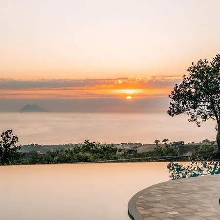 Casetta Nonna Lina - Charming House With Amazing Seaview And Private Pool ריקאדי
