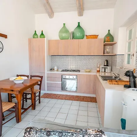 Capovillas - Nonna Lina - Charming House With Amazing Seaview And Private Pool Сasa de vacaciones Ricadi