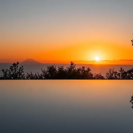 Capovillas - Nonna Lina - Charming House With Amazing Seaview And Private Pool Ricadi
