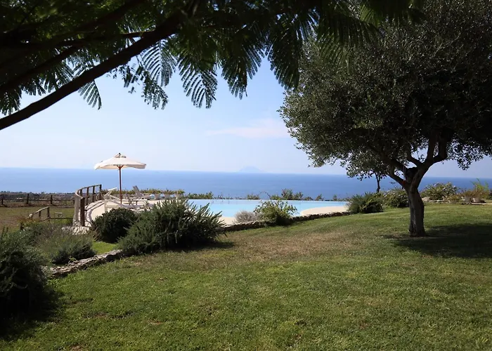 Casetta Nonna Lina - Charming House With Amazing Seaview And Private Pool * ריקאדי