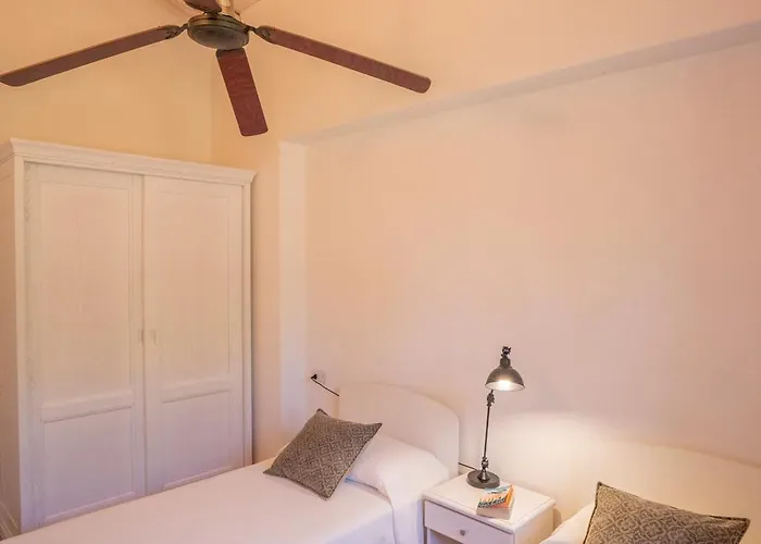 Casetta Nonna Lina - Charming House With Amazing Seaview And Private Pool בית נופש ריקאדי