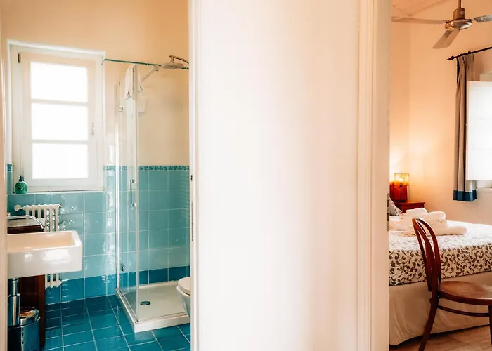 Casetta Nonna Lina - Charming House With Amazing Seaview And Private Pool בית נופש