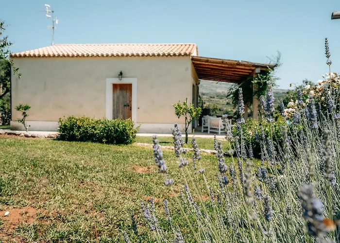 בית נופש Casetta Nonna Lina - Charming House With Amazing Seaview And Private Pool *