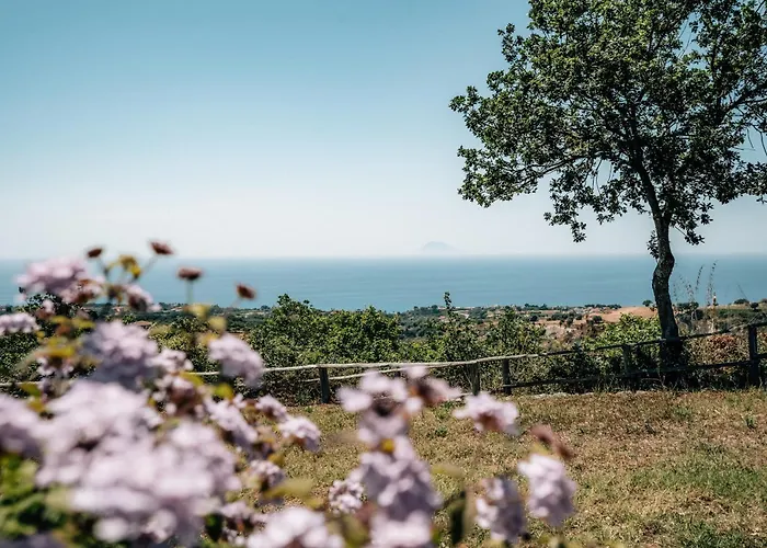Casetta Nonna Lina - Charming House With Amazing Seaview And Private Pool בית נופש *