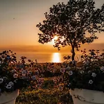 Casetta Nonna Lina - Charming House With Amazing Seaview And Private Pool Рикади