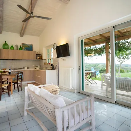 Casetta Nonna Lina - Charming House With Amazing Seaview And Private Pool Nyaraló *