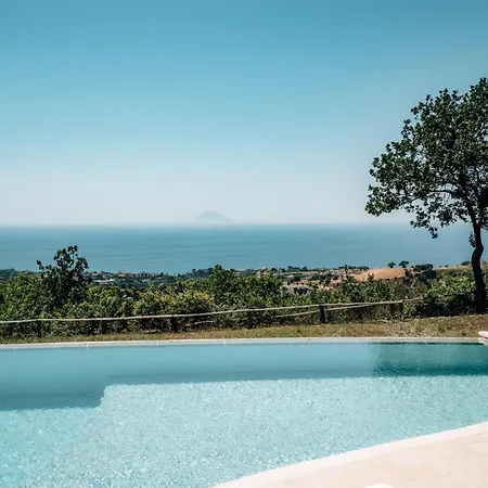 Casetta Nonna Lina - Charming House With Amazing Seaview And Private Pool Casa vacanze *