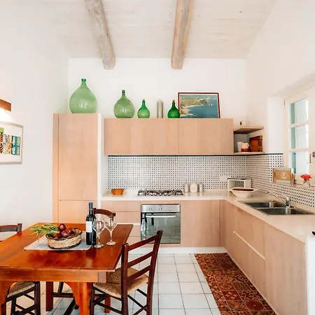 Casetta Nonna Lina - Charming House With Amazing Seaview And Private Pool Casa vacanze Ricadi