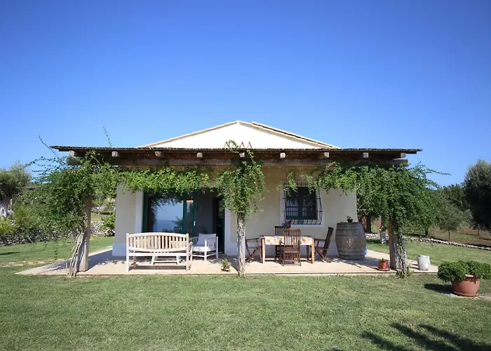 Casetta Nonna Lina - Charming House With Amazing Seaview And Private Pool 度假居 里卡迪