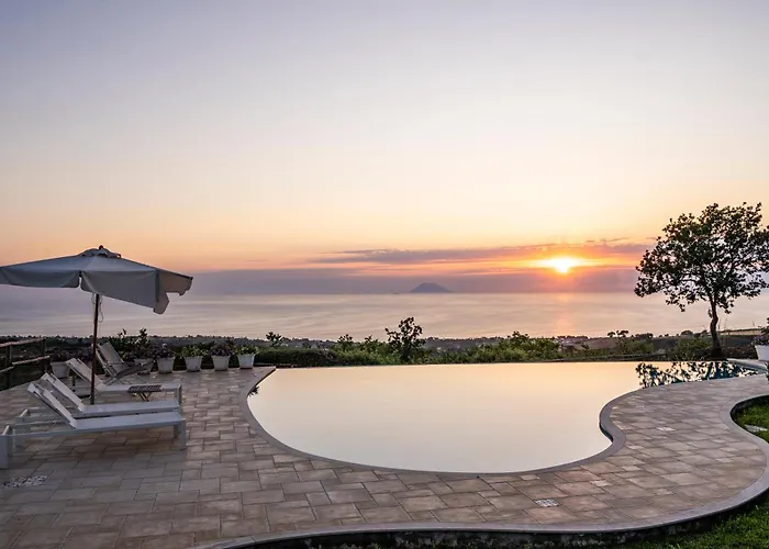 度假居 Casetta Nonna Lina - Charming House With Amazing Seaview And Private Pool