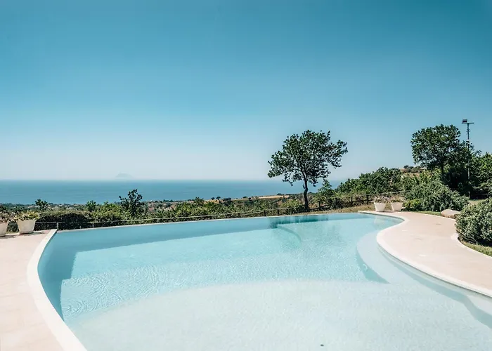 Casetta Nonna Lina - Charming House With Amazing Seaview And Private Pool 度假居